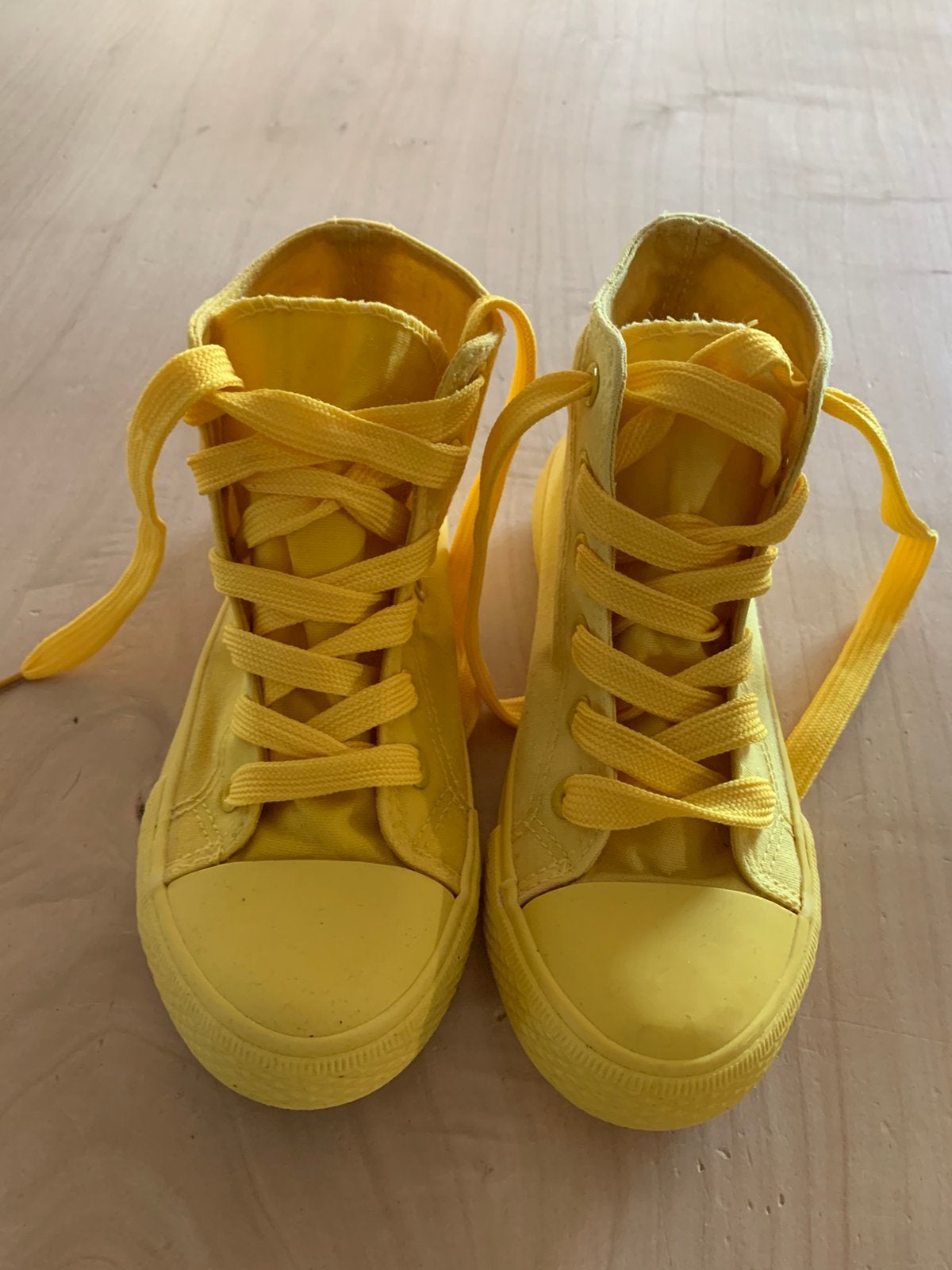Chaussures pour filles/garçons, Enfants & Bébés, Garçon ou Fille, Enlèvement ou Envoi, Comme neuf, Chaussures