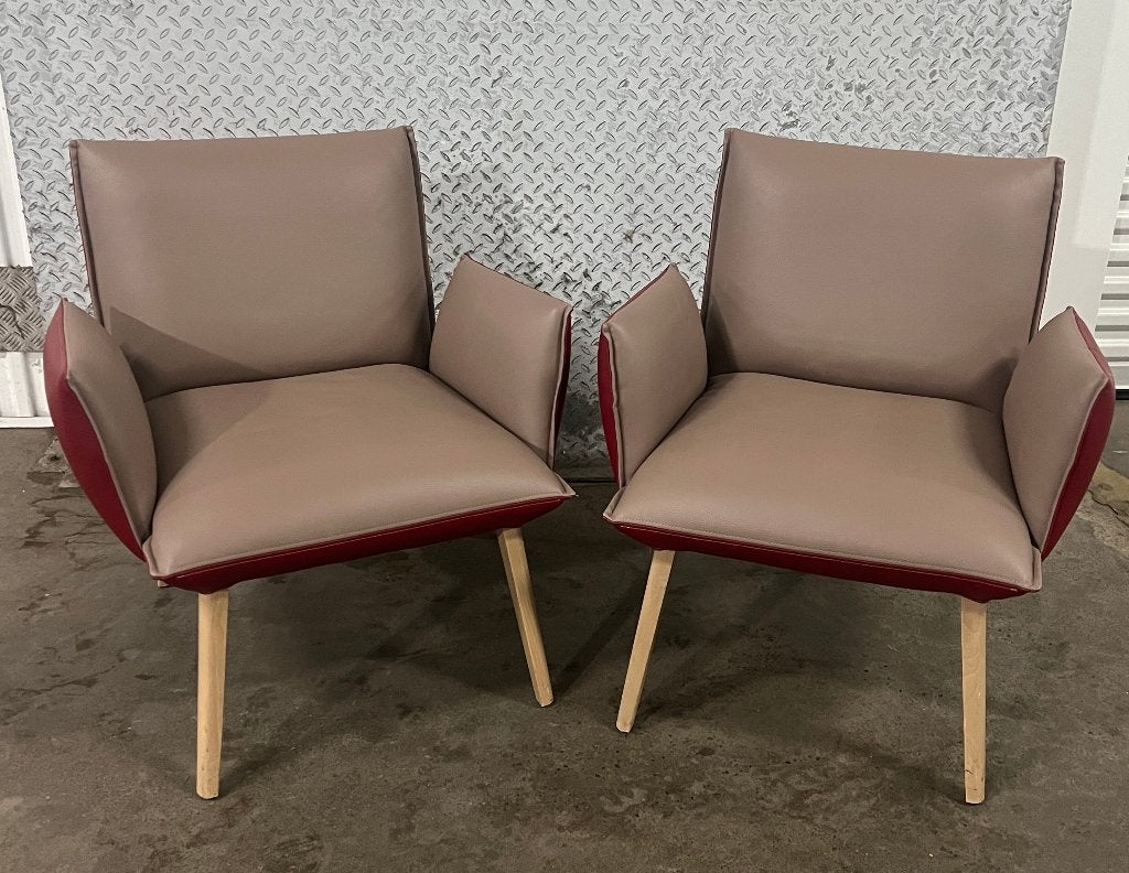 Mobitec stoelen, Ophalen, Drie, Hout, Zo goed als nieuw