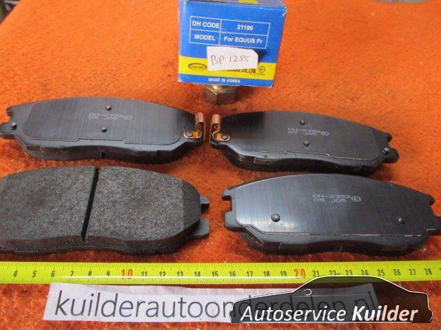 Remblokken voorzijde Hyundai Equus Terracan Ssangyong Rodius, -, -, Nieuw, Ophalen of Verzenden