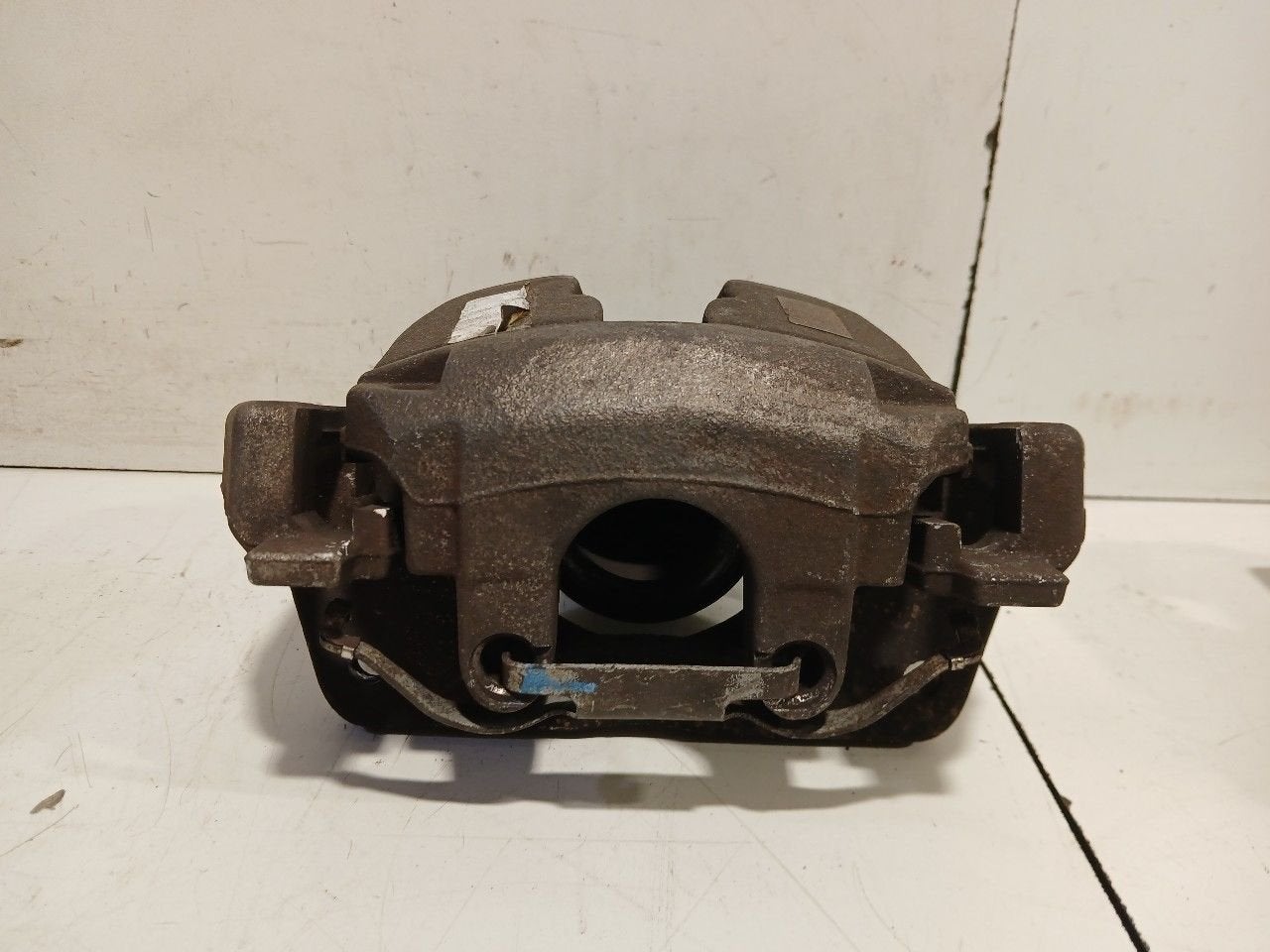 Remklauw rechts voor Opel Combo, Onderdelen@venauto.nl, Van der Ven Autorecycling B.V., Gebruikt, Ettenseweg 76, 4706 PB Roosendaal, The Netherlands
