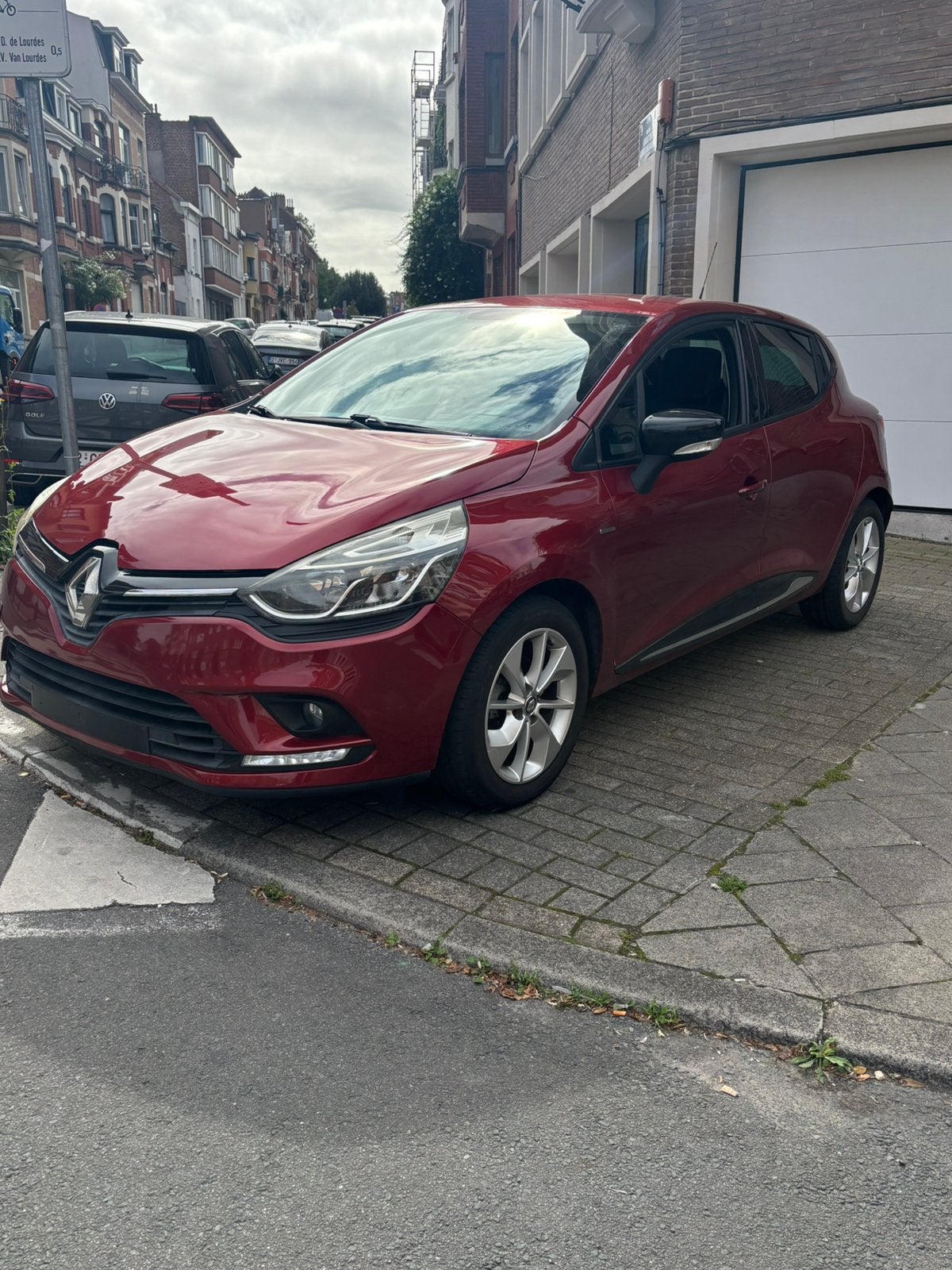 Renault clio, Autos, Rouge, Achat, 5 portes, Particulier