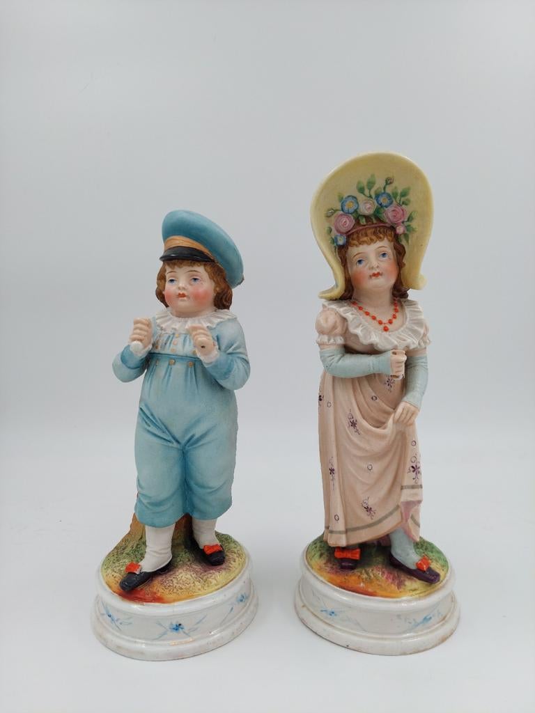 Grand biscuit en porcelaine d'Andenne