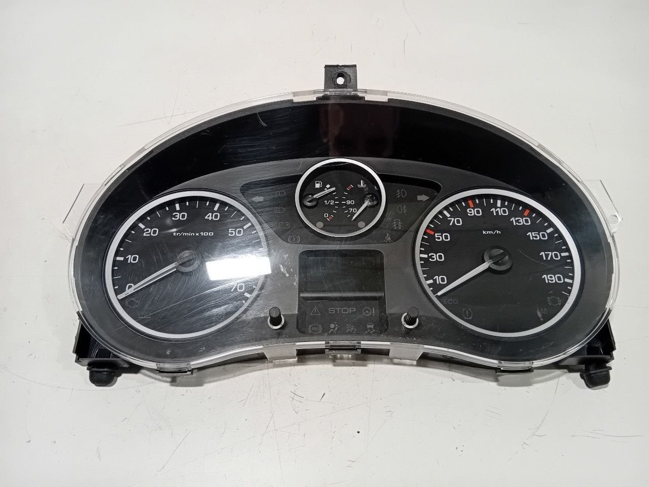 Cockpit Peugeot Partner, Onderdelen@venauto.nl, Van der Ven Autorecycling B.V., Ettenseweg 76, 4706 PB Roosendaal, The Netherlands