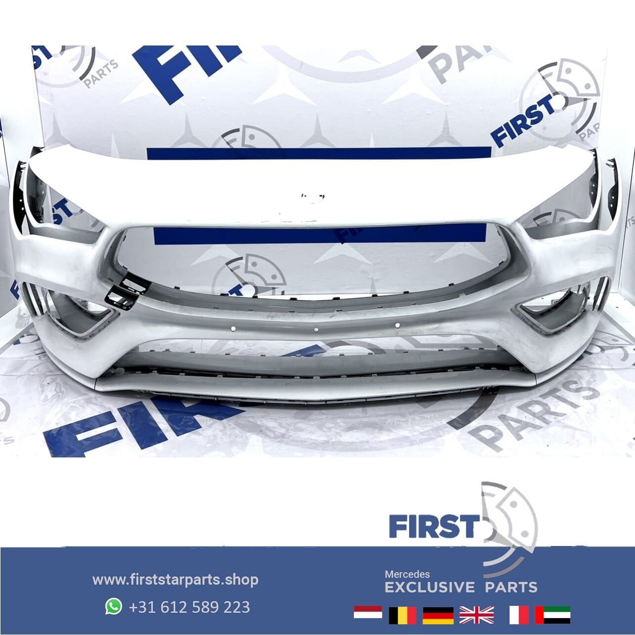 W118 BUMPER CLA AMG VOORBUMPER A1188853901 C118 ZWART WIT GR, Auto-onderdelen, Gebruikt, -, Voor, Ophalen of Verzenden