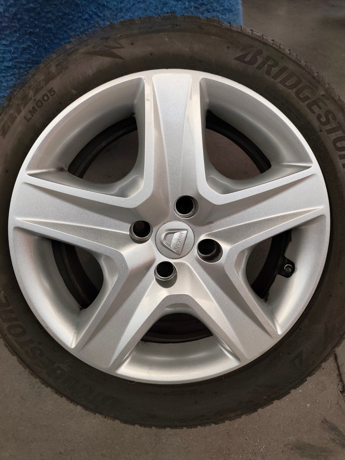 Couvre jante 16 pouces pour Dacia Stepway avec jante ouverte, Enlèvement ou Envoi, Utilisé, Avant, Dacia