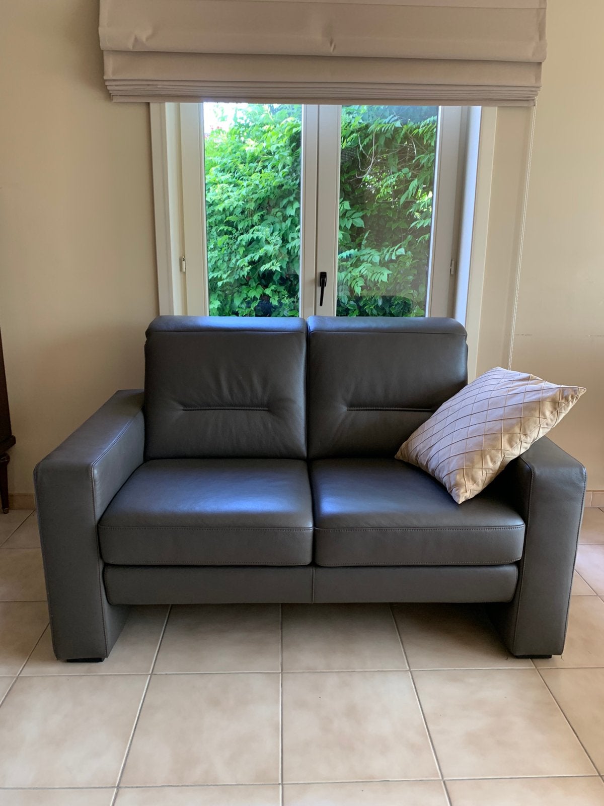 2-zit leder, 75 à 100 cm, Comme neuf, Enlèvement, Eigentijds