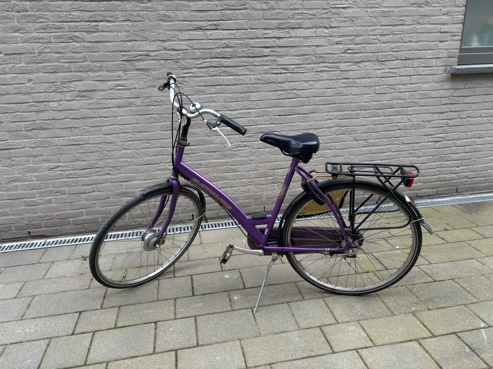 Stadsfiets vrouw Batavus (paars), Fietsen en Brommers, Ophalen, Gebruikt, Versnellingen, Batavus