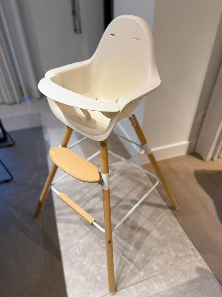 Childhome Evolu 2 kinderstoel + extra set poten en eetblad, Ophalen, Zo goed als nieuw