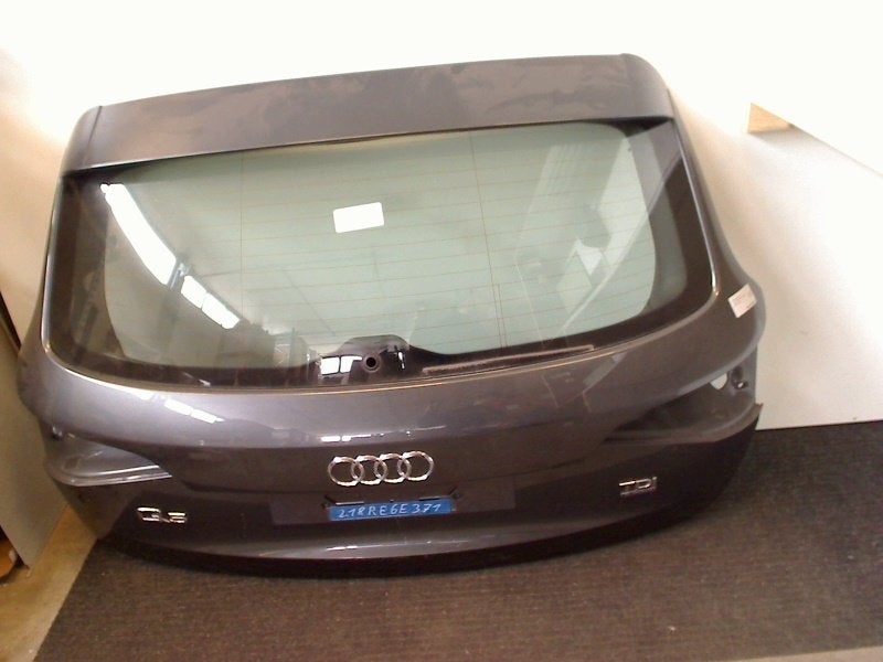 HAYON ARRIÈRE / MALLE Audi Q5 (8RB) (01-2008/05-2017), Auto-Union-Straße  1,
85057  Ingolstadt, DE, Info@audi.de, Haillon arrière