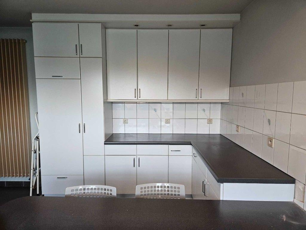 Gebruikte ruime keuken met apparaten, reeds gedemonteerd, Huis en Inrichting, Ophalen, Gebruikt, Wit, Hoekkeuken