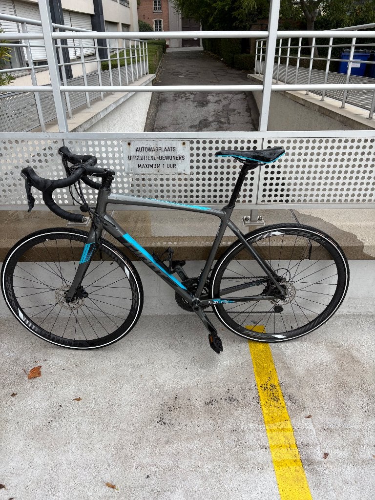 Giant SL Contend M, Enlèvement, Comme neuf, Giant