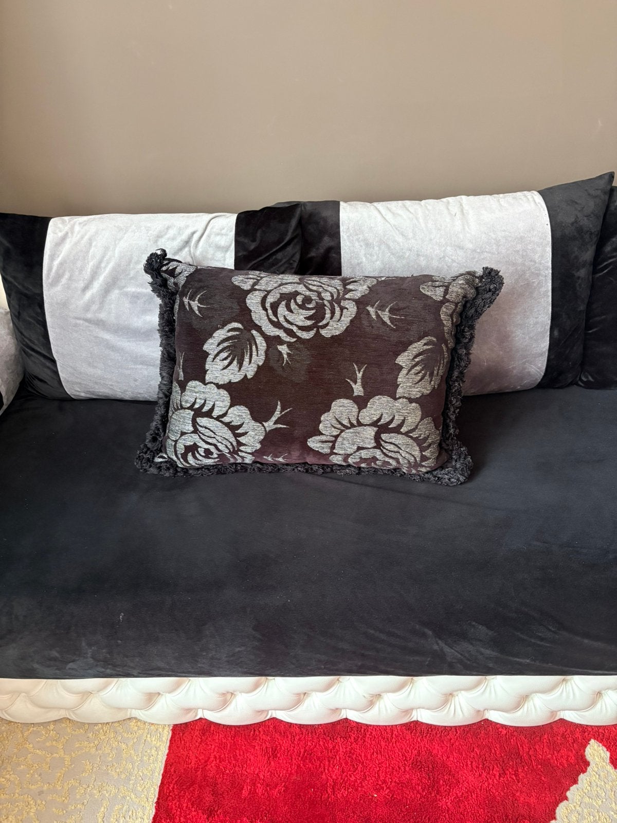 Coussin sedari ( fleurs ), Ophalen, Zo goed als nieuw