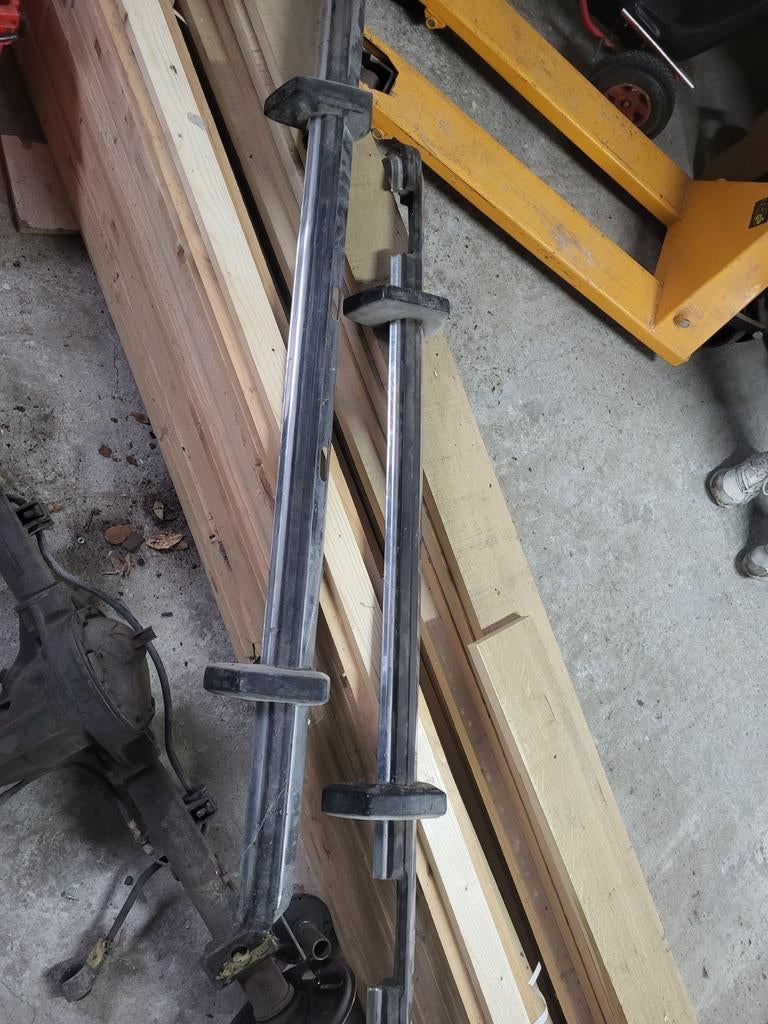Escort mk2 bumpers, Enlèvement