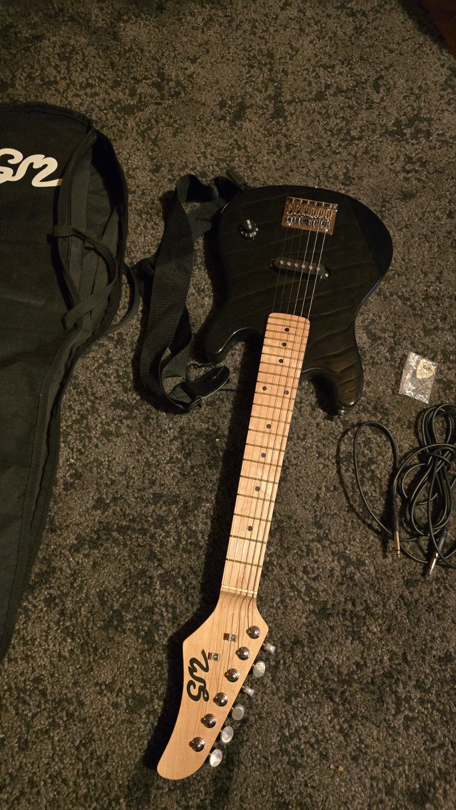 Guitare basse 6 cordes SM, Musique & Instruments, Enlèvement, Comme neuf