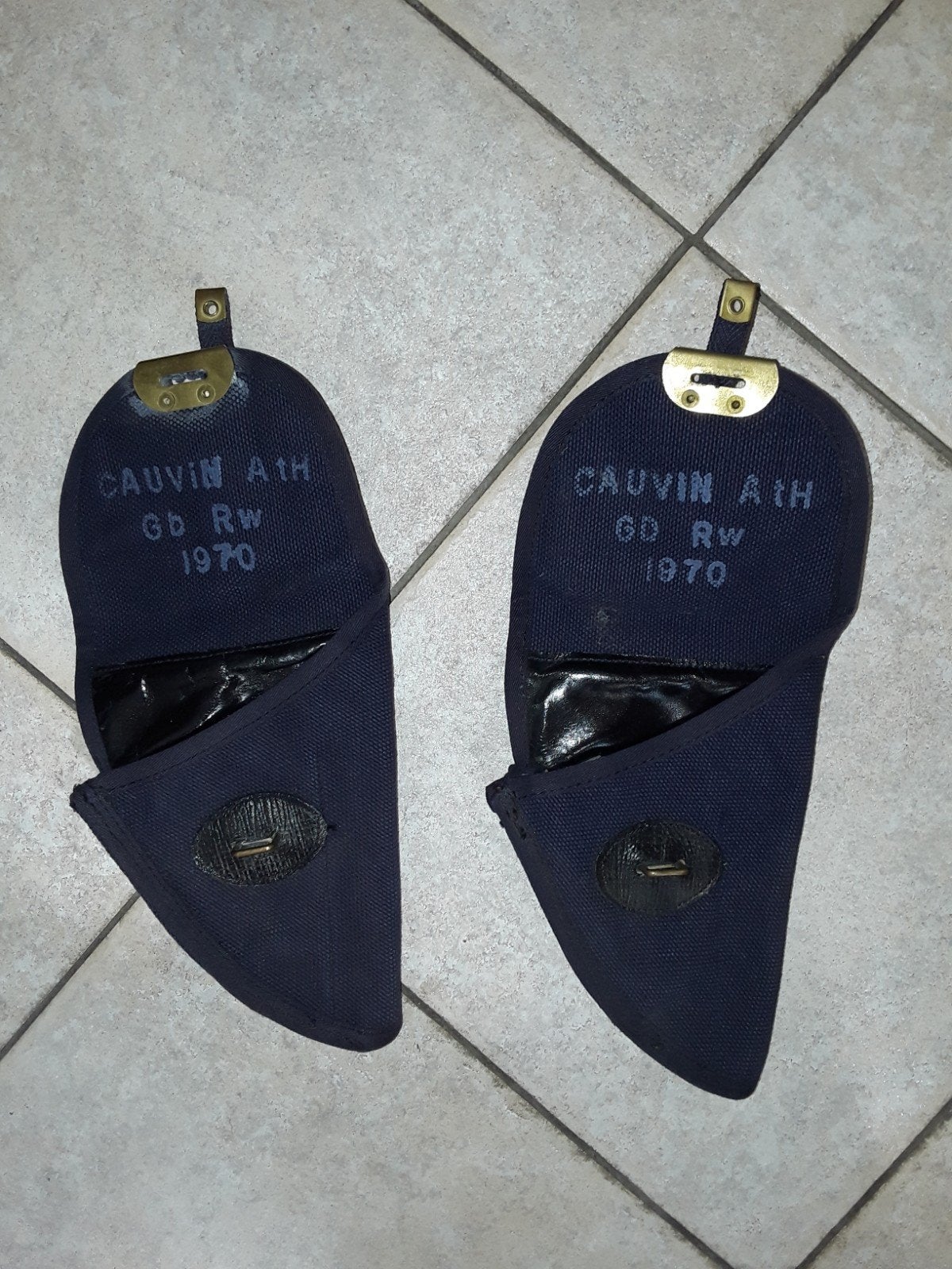 2 holsters Gendarmerie belge, Enlèvement ou Envoi, Gendarmerie