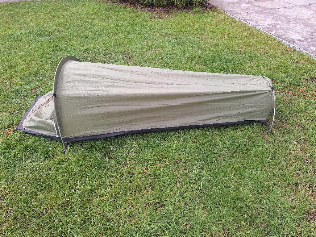 Lichtgewicht bivvy bag tent, Caravans en Kamperen, Tenten, Ophalen, Zo goed als nieuw