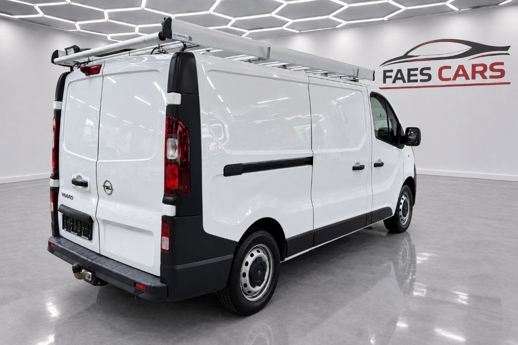 Opel vivaro bestelwagen L2 H1, Autos, Achat, 174 g/km, Entreprise, Boîte manuelle