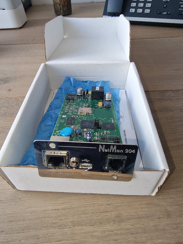 Netman 204 pour UPS YSKCSA4A - NOUVEAU, Informatique & Logiciels, Alimentations de secours (UPS), Enlèvement ou Envoi, Neuf