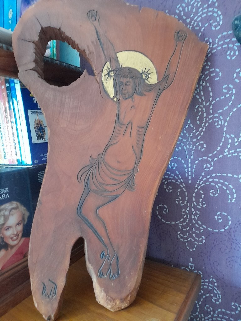 En bois : Jésus sur la croix, Enlèvement ou Envoi