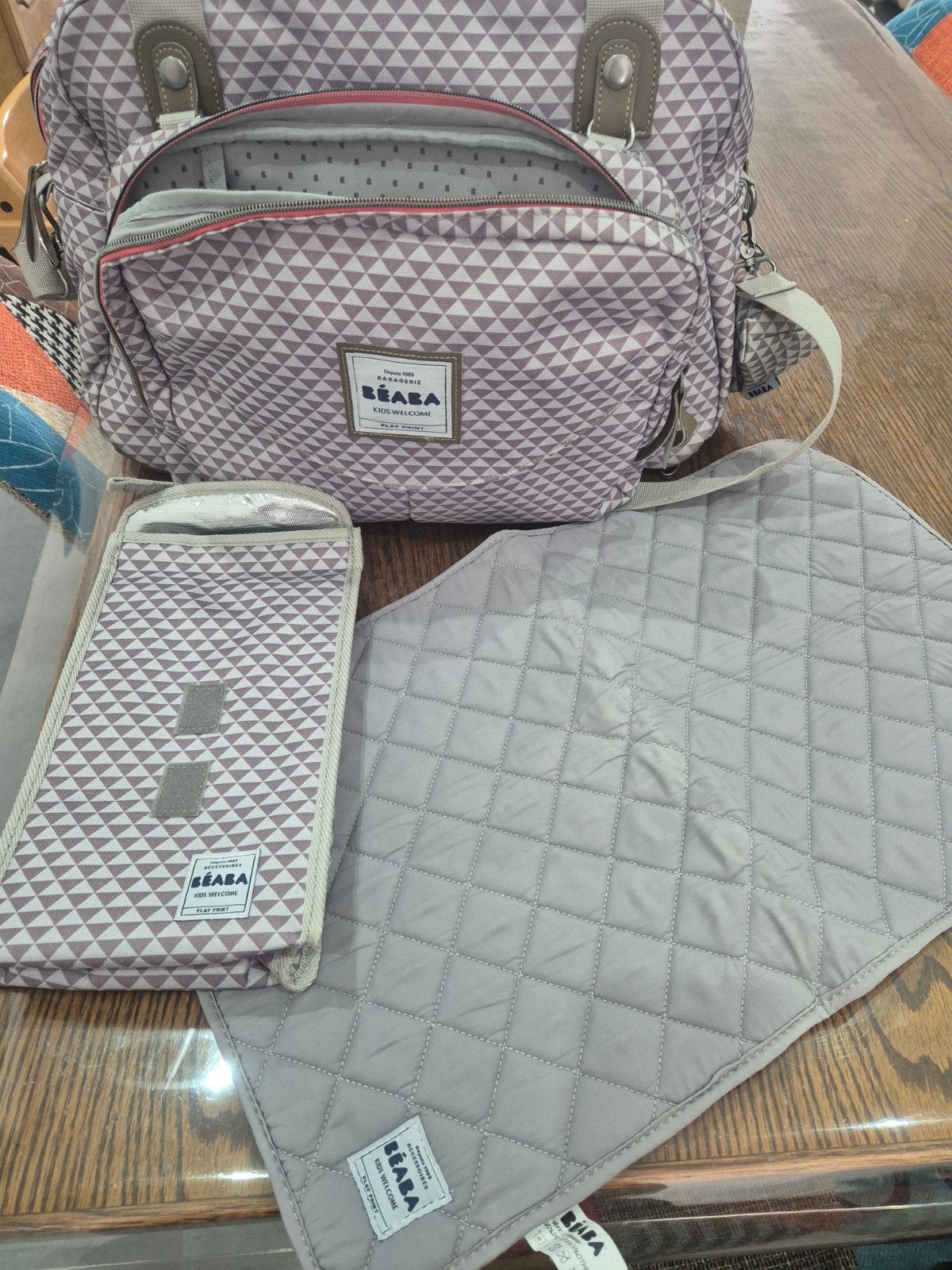 Sac à langer Beaba, Enfants & Bébés, Enlèvement ou Envoi, Comme neuf, Fixation pour poussette, Autres marques