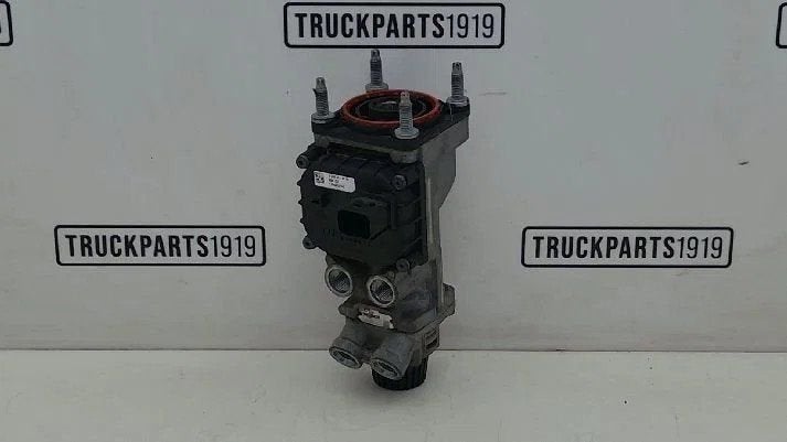 Wabco Brake System Voetremventiel MB MP4, Ophalen, Gebruikt