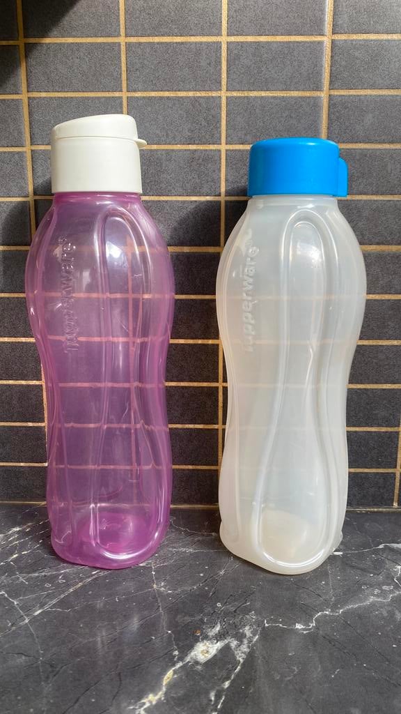 2 tupperware drinkflessen 2 voor 15€, Ophalen, Zo goed als nieuw