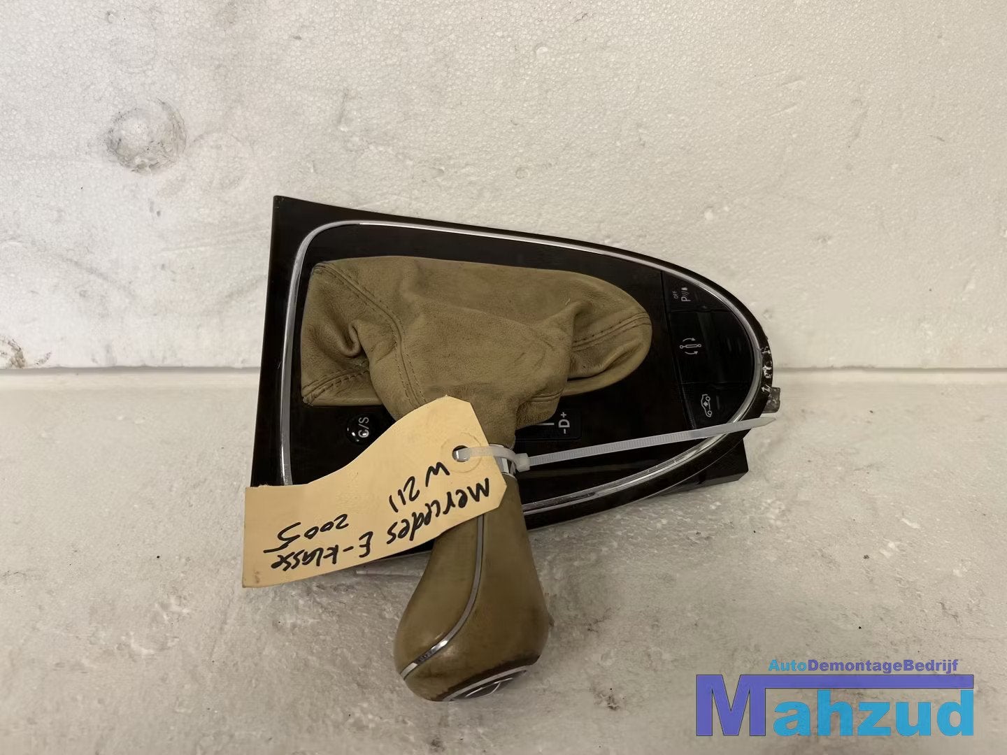 MERCEDES E-KLASSE CLS W211 C219 Beige pookhoes pooknop, Gebruikt, Mercedes-Benz AG, Mercedes-Benz, Mercedesstrasse 120
70372  Stuttgart, DE