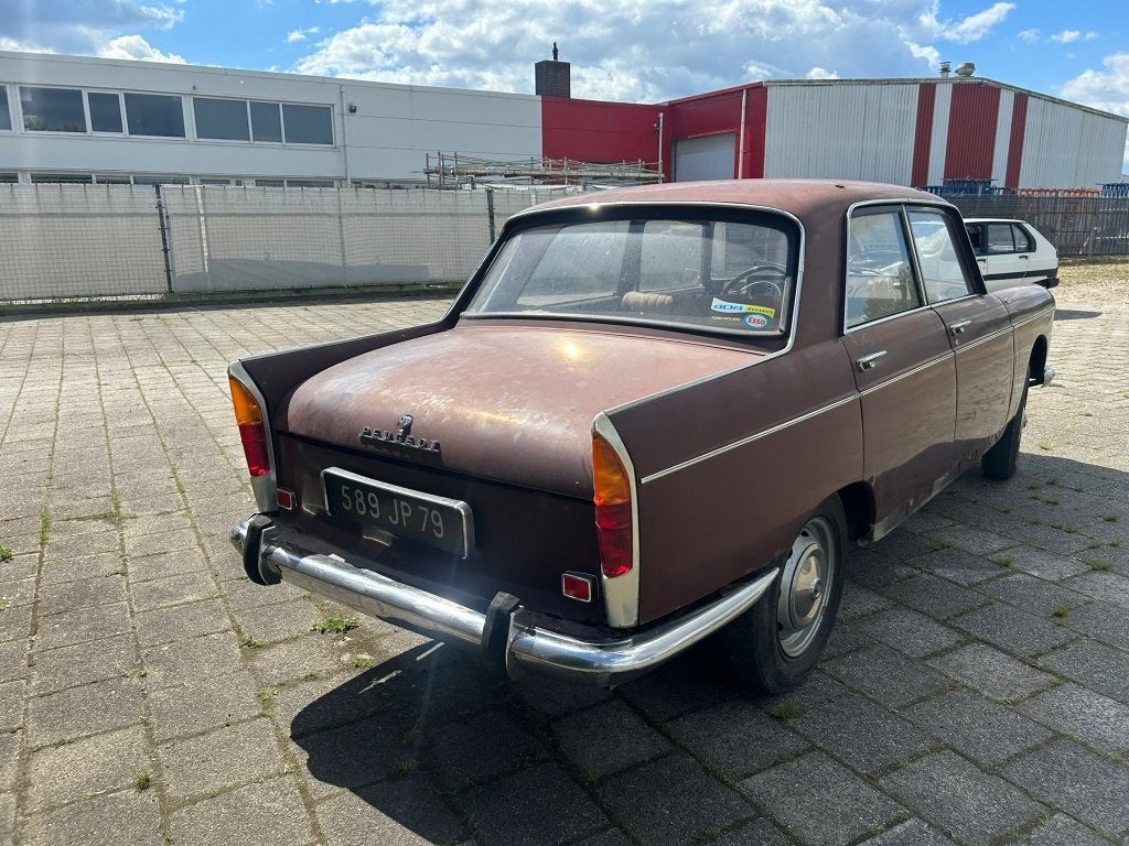 Peugeot 404, foto 3