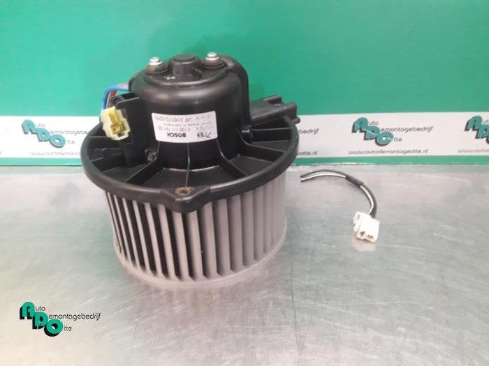 Moteur de ventilation chauffage d'un Mitsubishi Space Star (, -, 3 mois de garantie, Utilisé, Mitsubishi