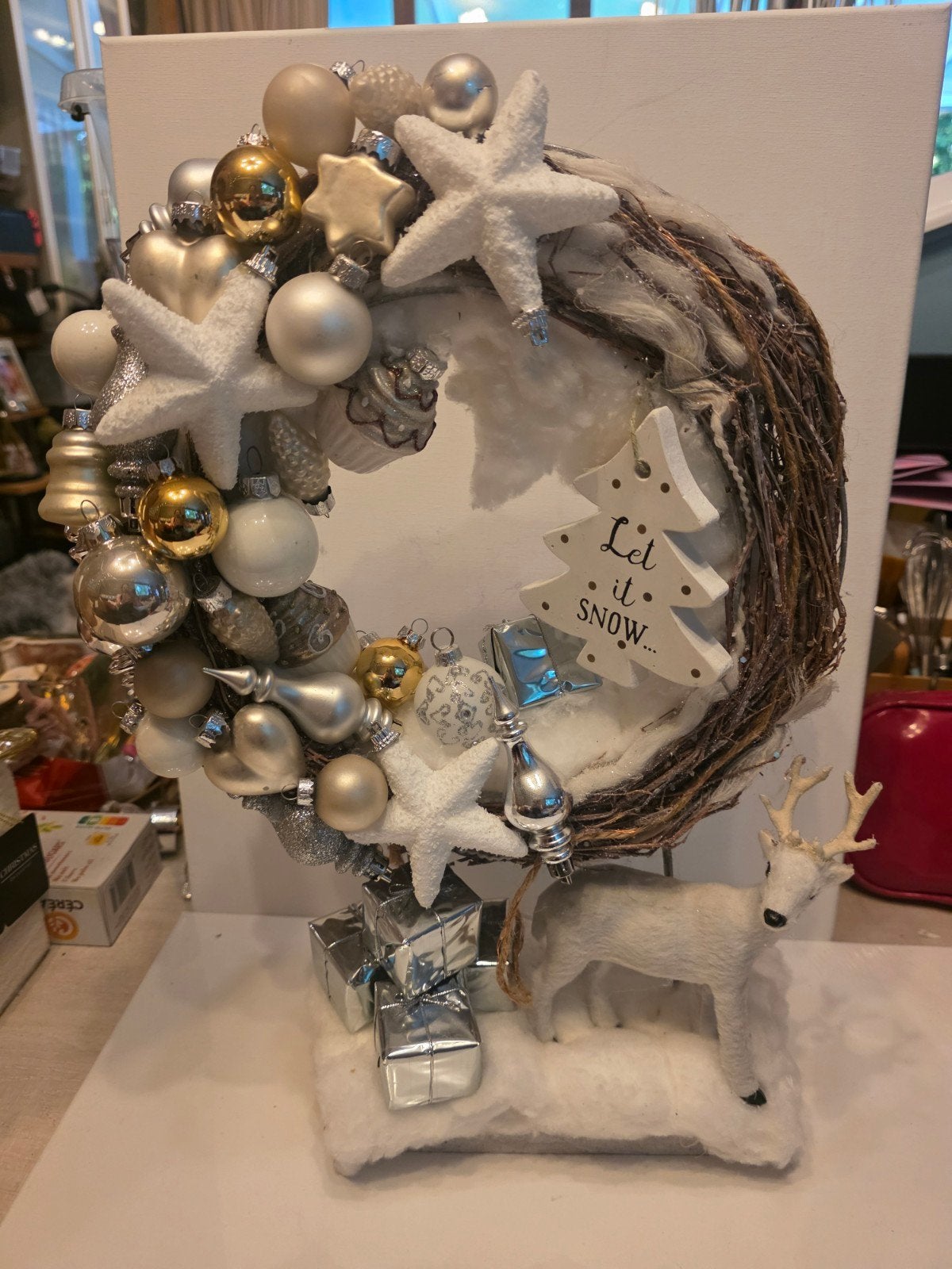 Uniek Zelfgemaakt Kerststuk met Verlichting & Hertje, Ophalen of Verzenden, Gebruikt