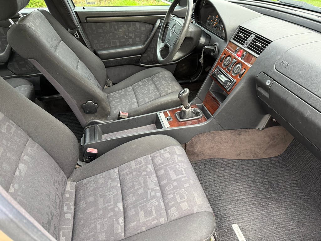 (Mercedes Benz C180 Oldtimer Gekeurd (Overnamen mogelijk), foto 11