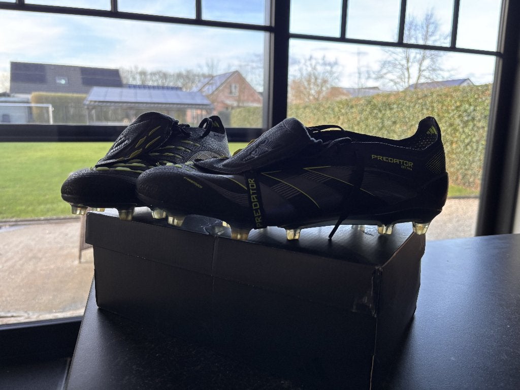Adidas Predator Elite FT FG 44 2/3 - Usagé, Sports & Fitness, Football, Enlèvement, Comme neuf, Chaussures