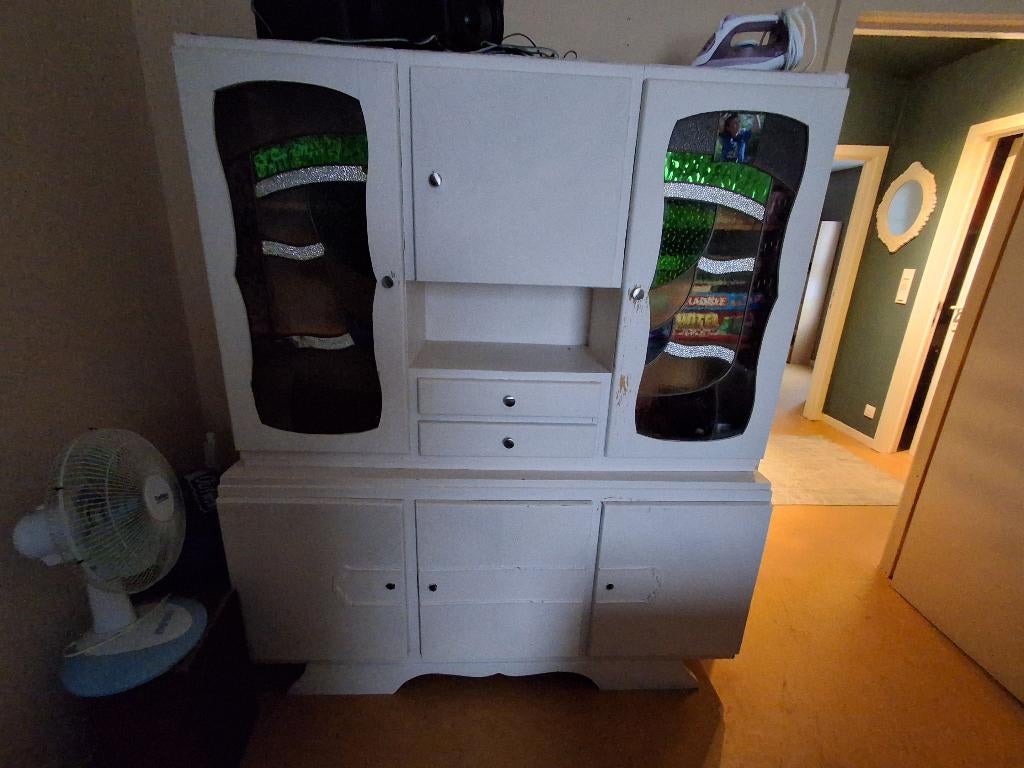 Gratis Oude kast met karakter, Huis en Inrichting, Ophalen, Gebruikt