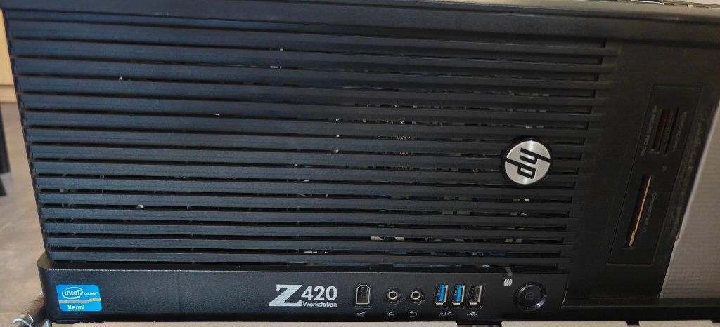 Station de travail HP Z420, 256 GB, 64 GB ou plus, Intel Xeon, SSD