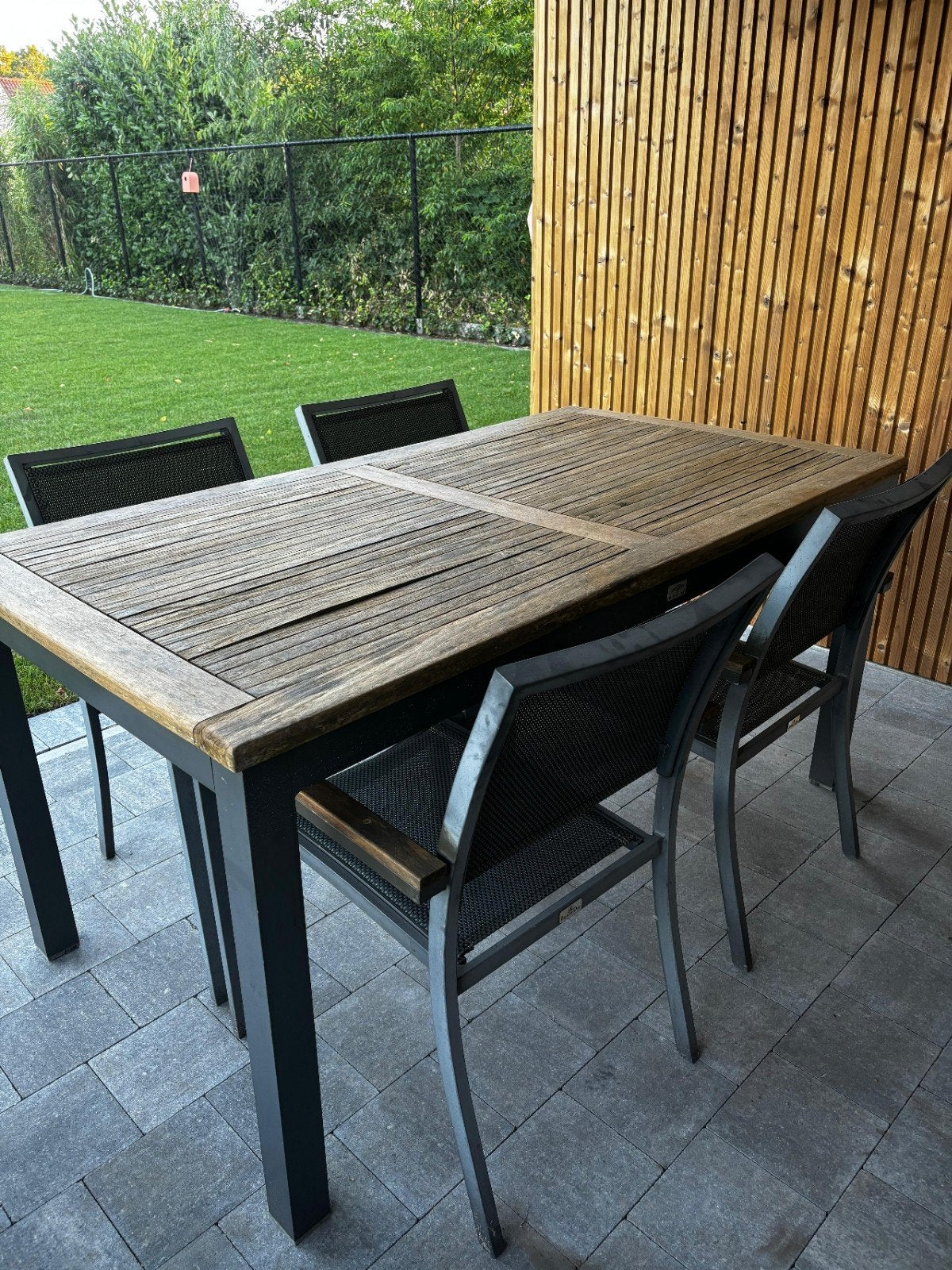 Table de jardin avec 6 chaises, Enlèvement