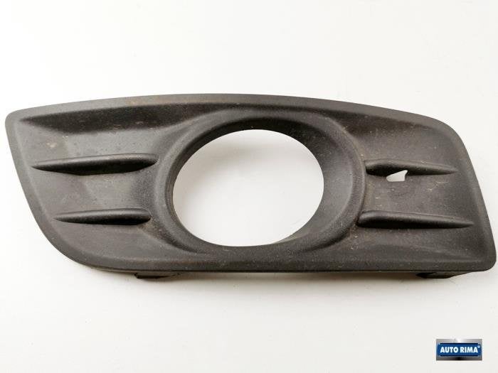 Afdekplaat mistlamp rechts van een Volvo V50, Gebruikt, -, -, Ophalen of Verzenden