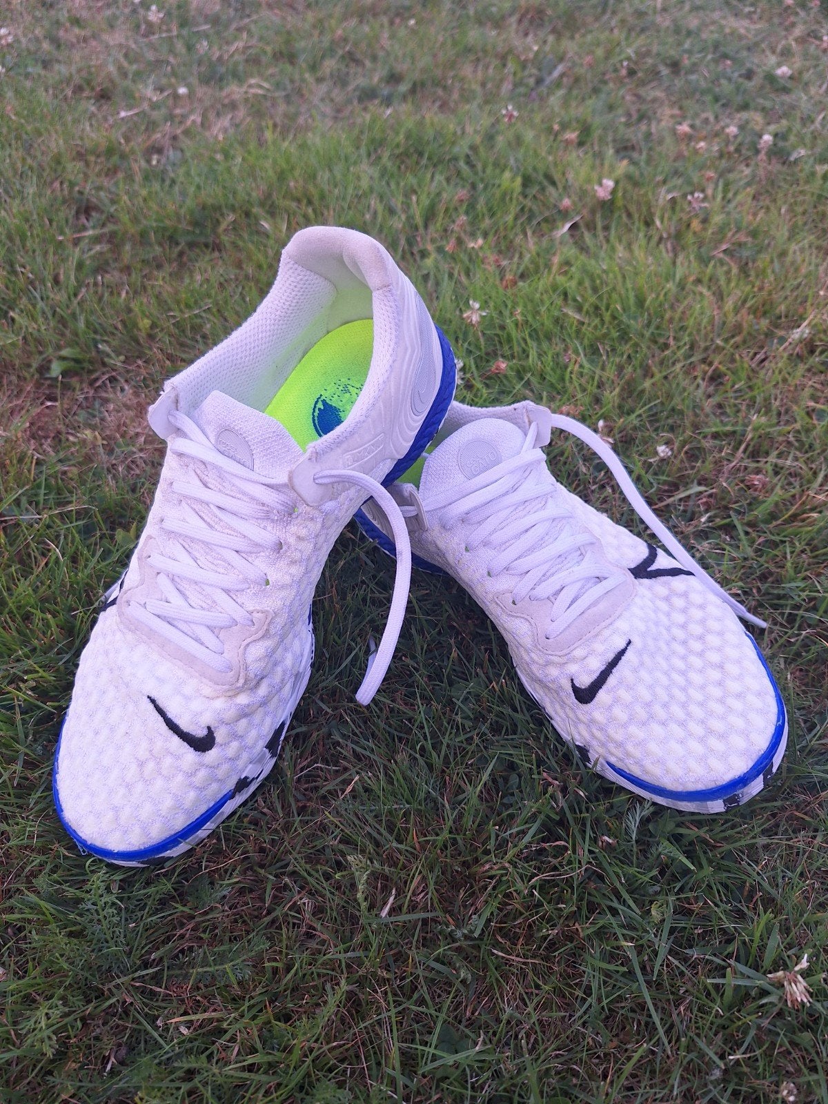 Chaussures de football en salle : Nike React Gato IC, Sports & Fitness, Enlèvement