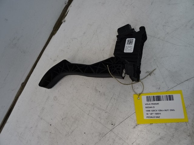 PEDALE D'ACCELERATEUR Volkswagen Passat (3G2) (5Q1723503H), Volkswagen, Volkswagen AG, Utilisé, Kundenbetreuung@volkswagen.de