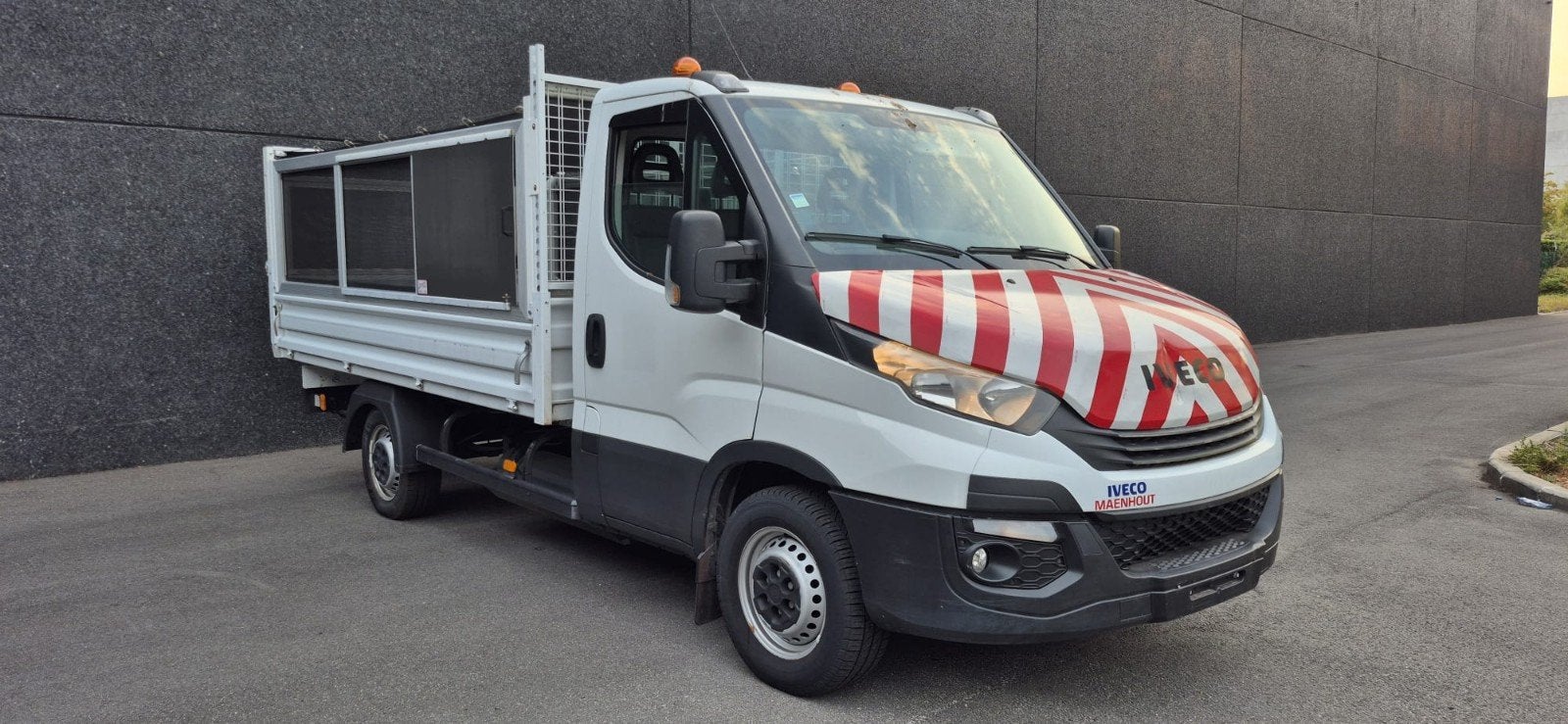 Iveco Daily 3.0 Kieper Pick up Open Laadak 2019 met 70dkm, Auto's, Automaat, Iveco, Bedrijf, Trekhaak