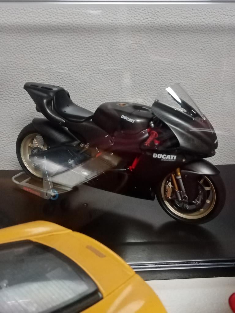 Gezocht mv agusta modelbouw f4 protar italeri en vincent kit, Enlèvement, Neuf, Autres types, Italeri