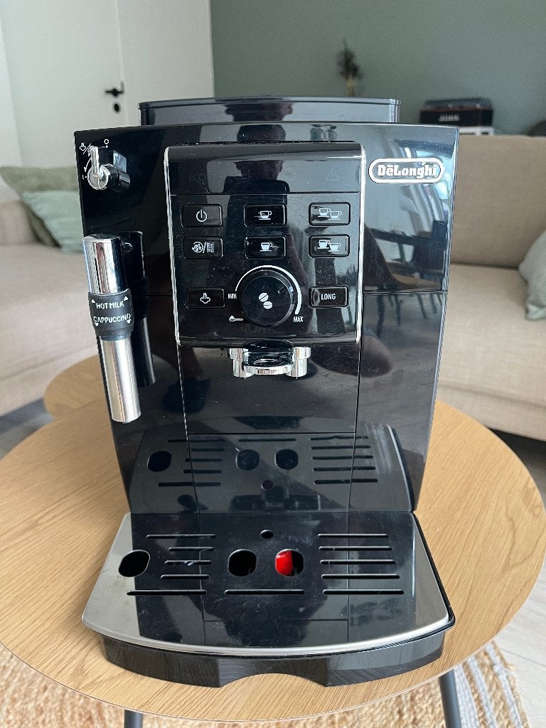 Delonghi koffieautomaat, Electroménager, Cafetières, Comme neuf, Café en grains, Machine à espresso, 10 tasses ou plus, Réservoir d'eau amovible
