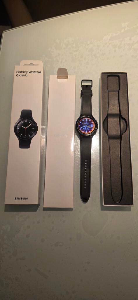 Mooie Galaxy Watch 4 classic, Ophalen