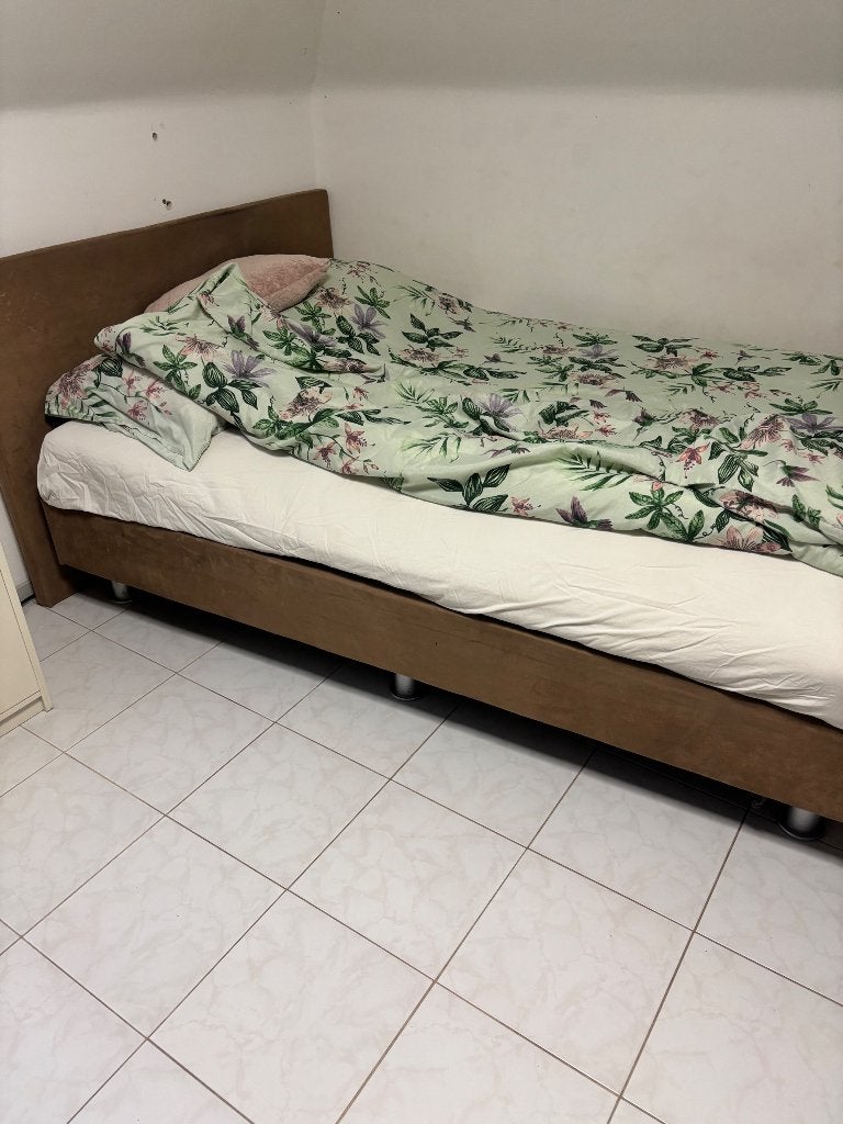 Gratis boxspring, Huis en Inrichting, Ophalen, Gebruikt, Bruin, Tweepersoons