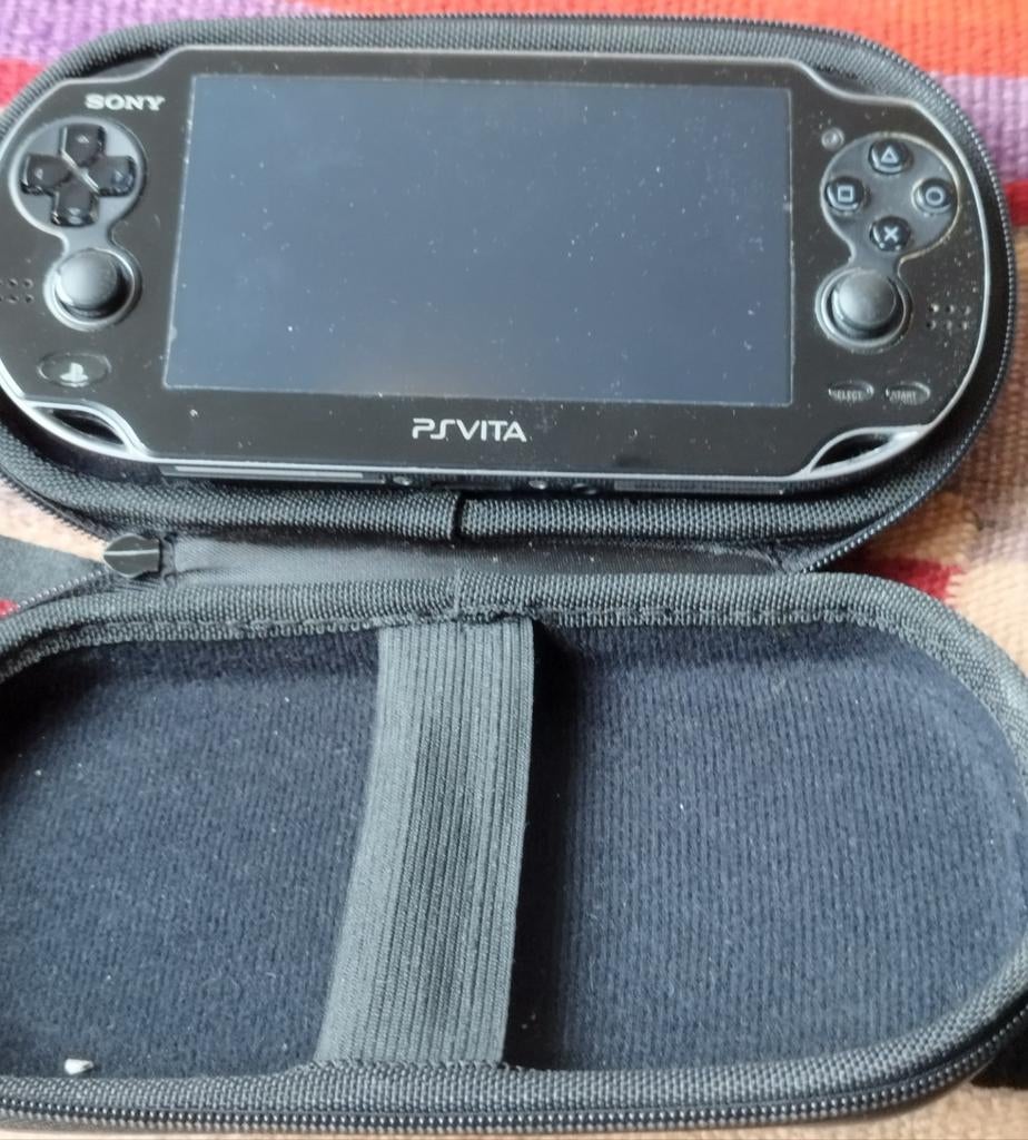 PS Vita Sony model 1000 (OLED-scherm), Ophalen