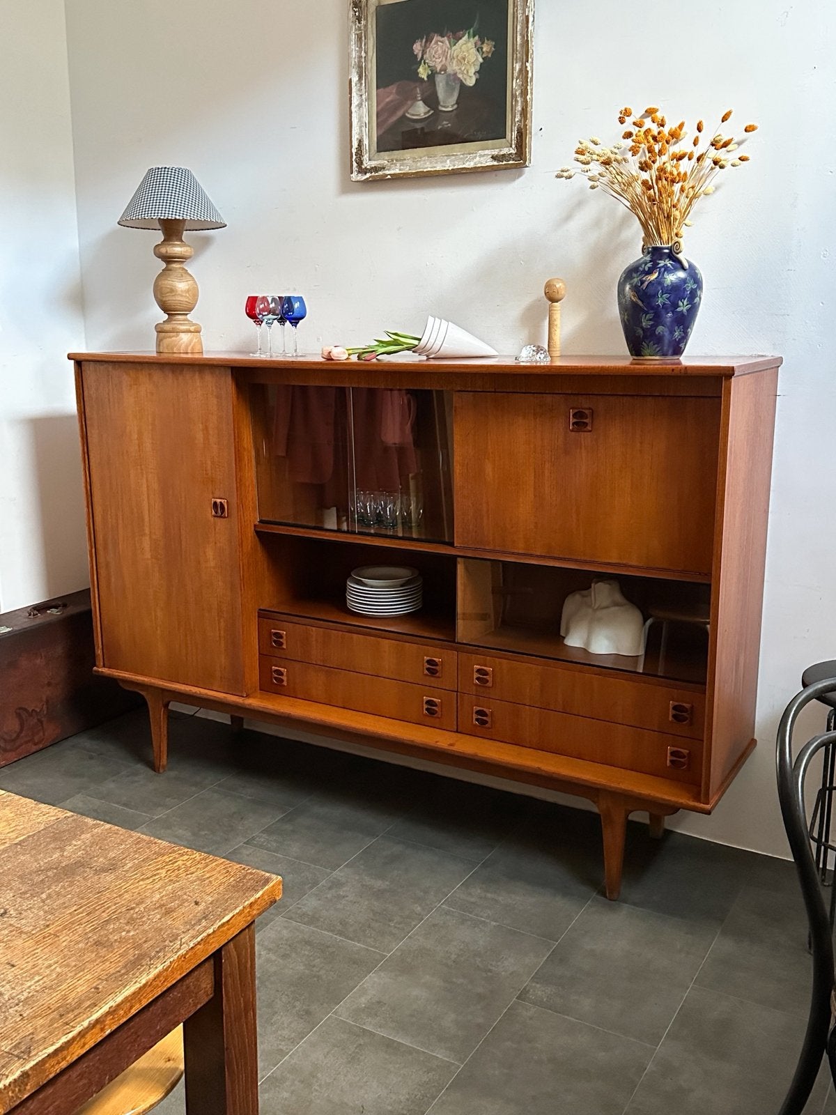 Grand buffet bar / vitrine scandinave en teck, années 70, Maison & Meubles, Enlèvement, Comme neuf