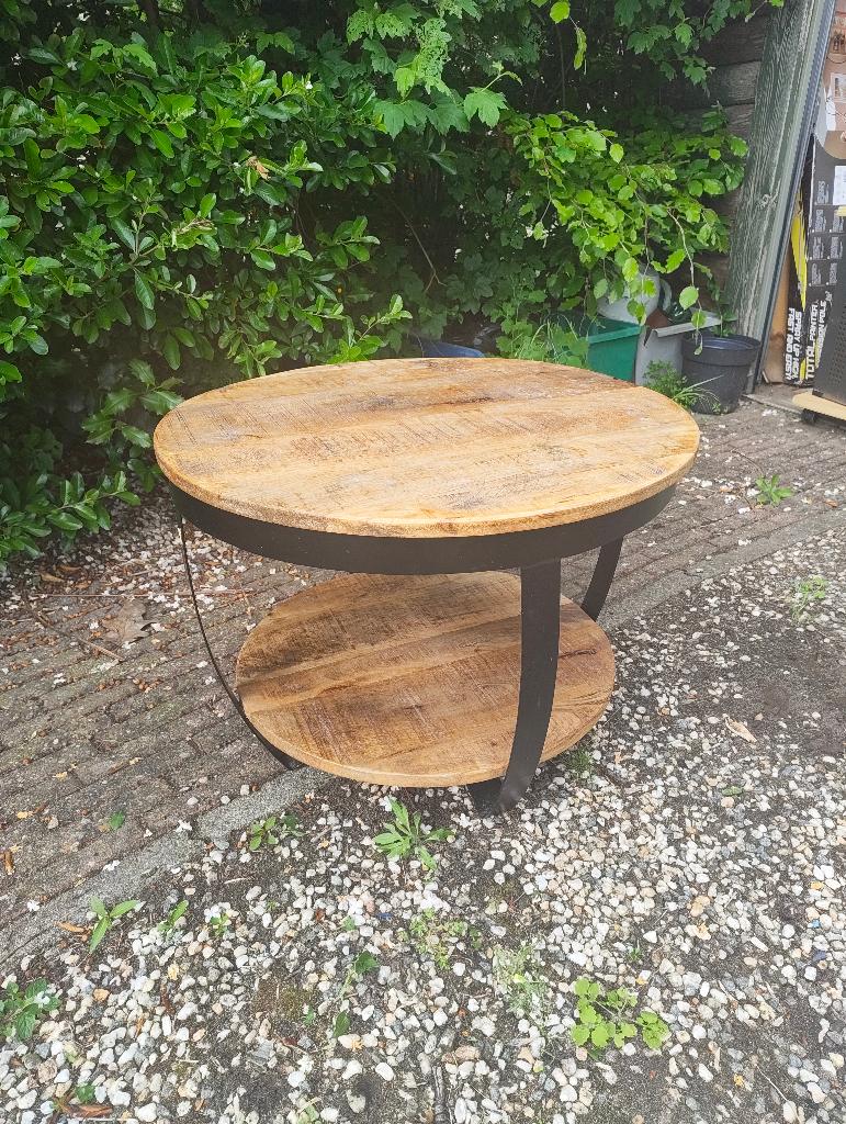 Salontafeltje, Huis en Inrichting, Tafels | Salontafels, Rond, 50 tot 100 cm, Zo goed als nieuw, Donker hout