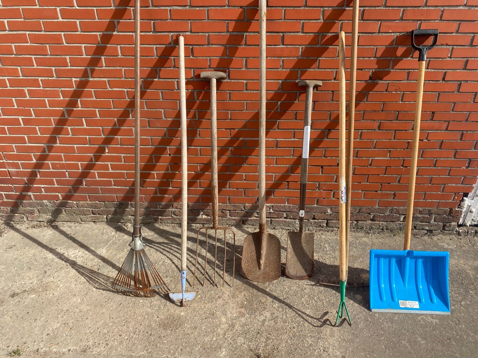 Tuingereedschap - gereedschap - tuin - tuinmateriaal, Enlèvement, Comme neuf