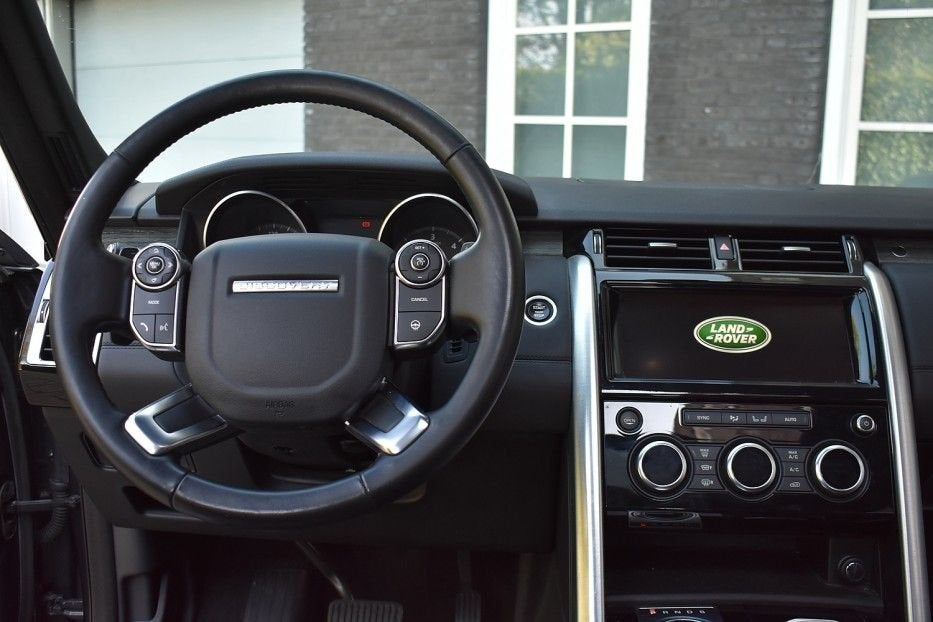Land Rover Discovery 3.0 Td6 First Edition 7p. Wij zijn op a, Automaat, Bedrijf, Parkeersensor, SUV of Terreinwagen