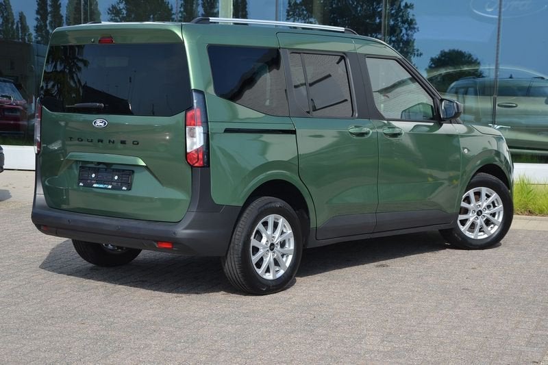 Ford Tourneo Courier Ecoboost Titanium, Achat, Entreprise, Boîte manuelle, Noir