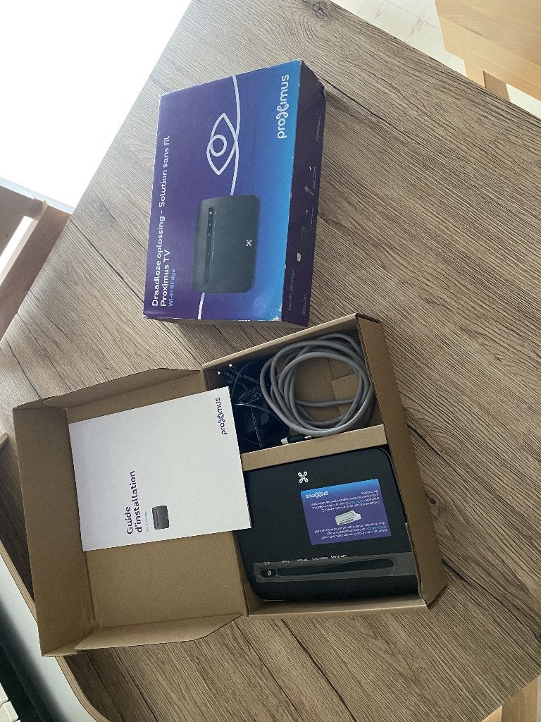 Wifi Bridge Proximus, Computers en Software, Routers en Modems, Ophalen, Zo goed als nieuw